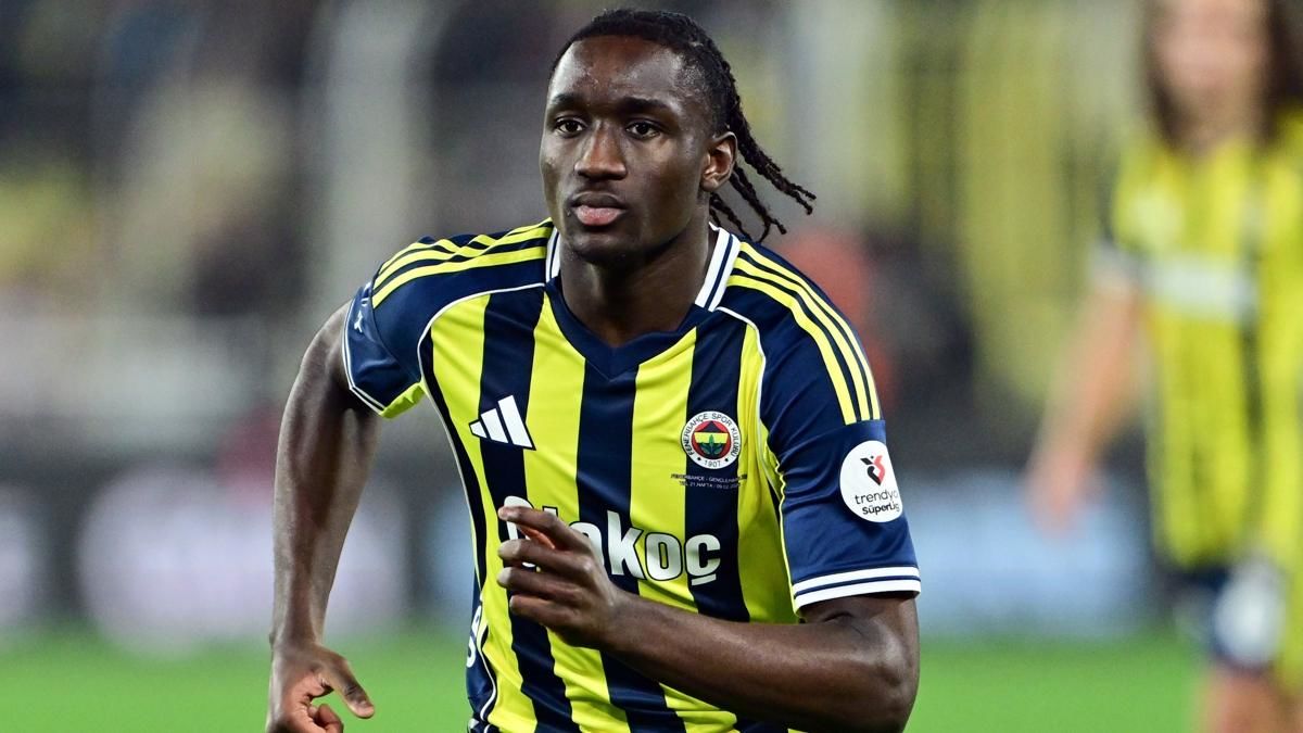 Fenerbahçe Melakukan Dua Transfer Besar: Diego Carlos Pergi ke Parma dan Sidiki Cherif ke Coventry