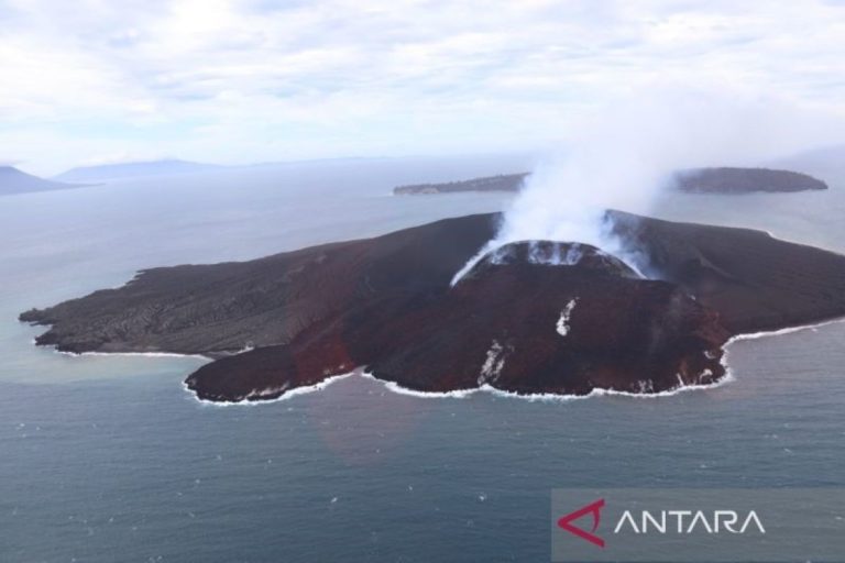 Persebaya Terpaksa Menempuh Perjalanan Panjang Melalui Laut dan Darat Setelah Erupsi Anak Krakatau: Cerita Perjalanan Tak Terduga