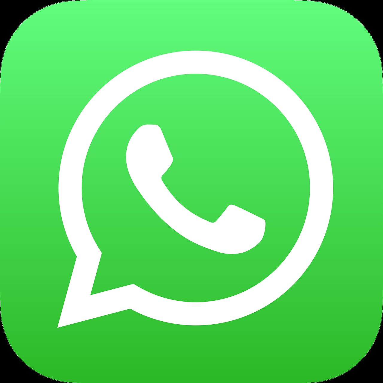 WhatsApp Menjadi Jantung Diskusi: Dari Persaingan Minuman, Gol Sepak Bola, Hingga Skandal FBI dan Insiden Aneh di Ibiza