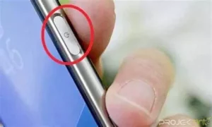 Cara Mudah Memperbaiki Tombol Power HP Tenggelam Sendiri