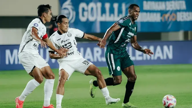 Sorotan dari Laga PSS vs Persija: Maguwoharjo Bergemuruh, Kritik dan 3 Poin Krusial