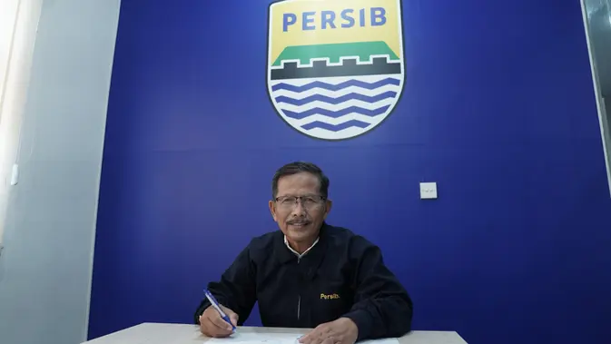 Djadjang Nurdjaman Resmi Balik ke Persib Bandung