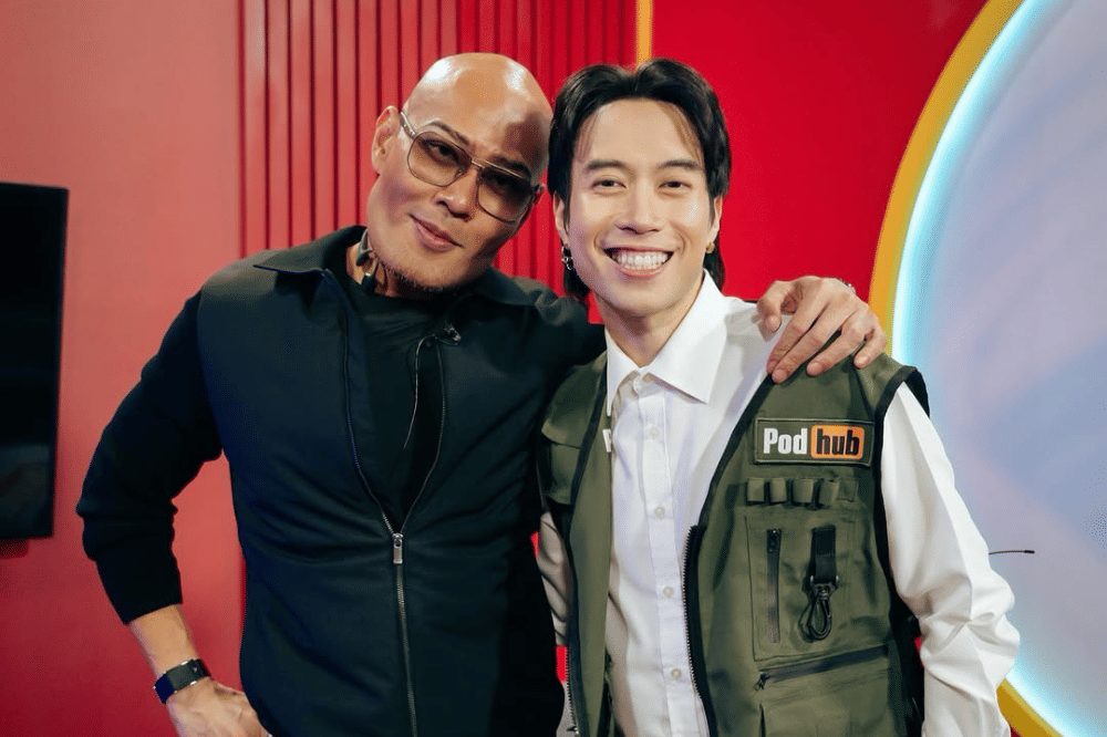 7 Foto Studio Podhub Mengabadikan Kenangan Vidi Aldiano dan Deddy Corbuzier