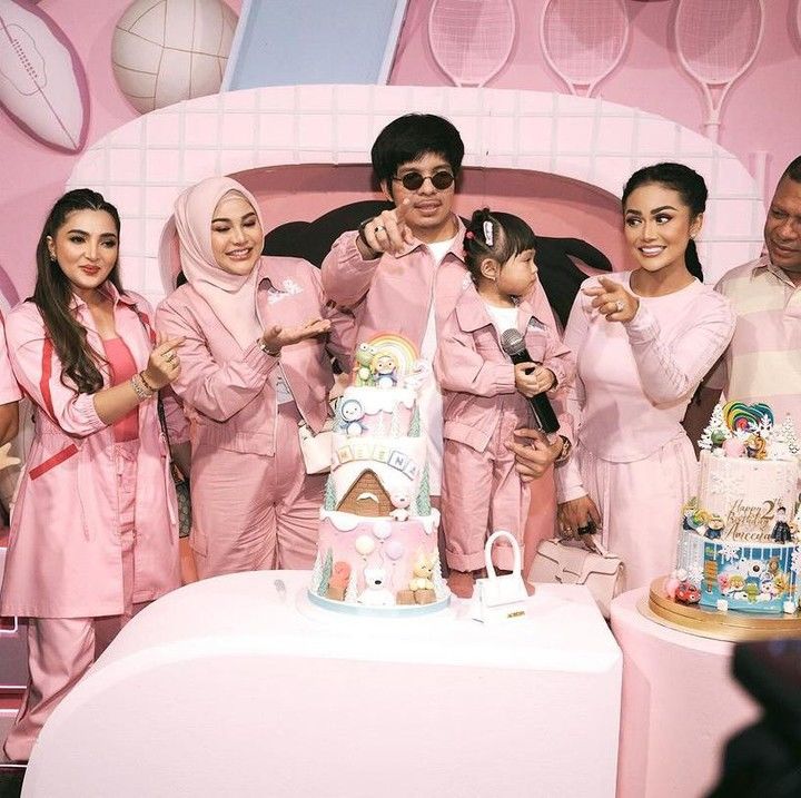 7 Potret Menggemaskan Ulang Tahun ke-2 Rana Ranaima: Momen Bahagia yang Membuat Hati Meleleh!