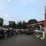 Antrean Panjang di SPBU Seluruh Indonesia Pecah Usai Isu Kenaikan Harga BBM, Pertamina Tegaskan Stok Aman
