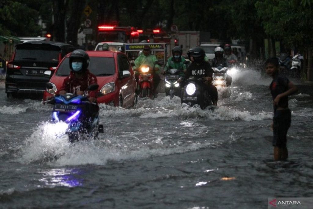 BMKG Prediksi Hujan Lebat di Berbagai Wilayah Kalimantan Timur pada 4 April 2026 – Waspada Banjir dan Tanah Longsor!