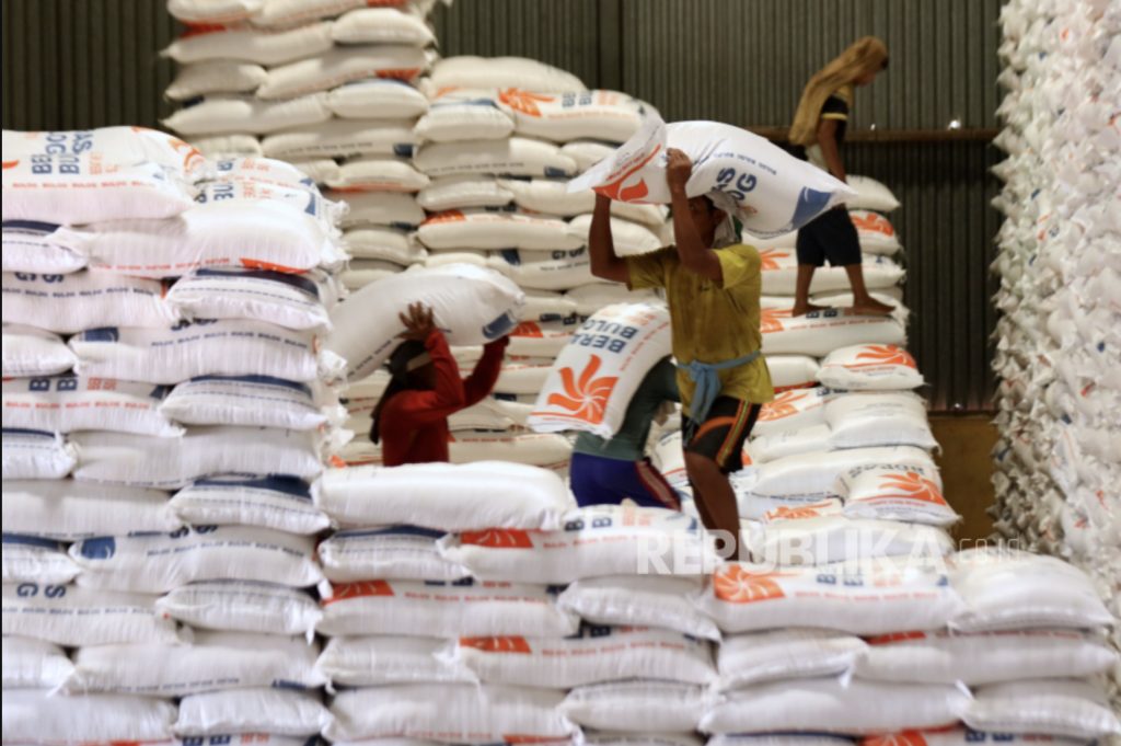 BULOG Pastikan Penyerapan 4 Juta Ton Beras 2026 Tercapai, Stok Aman Hadapi El Nino