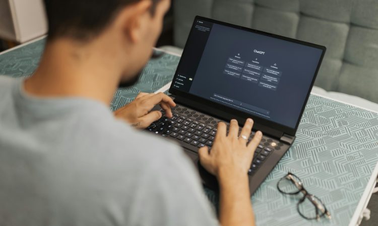 ChatGPT ujian: AI Kalahkan Manusia di Ujian Universitas Top Jepang, Saatnya Sistem Pendidikan Dirombak?