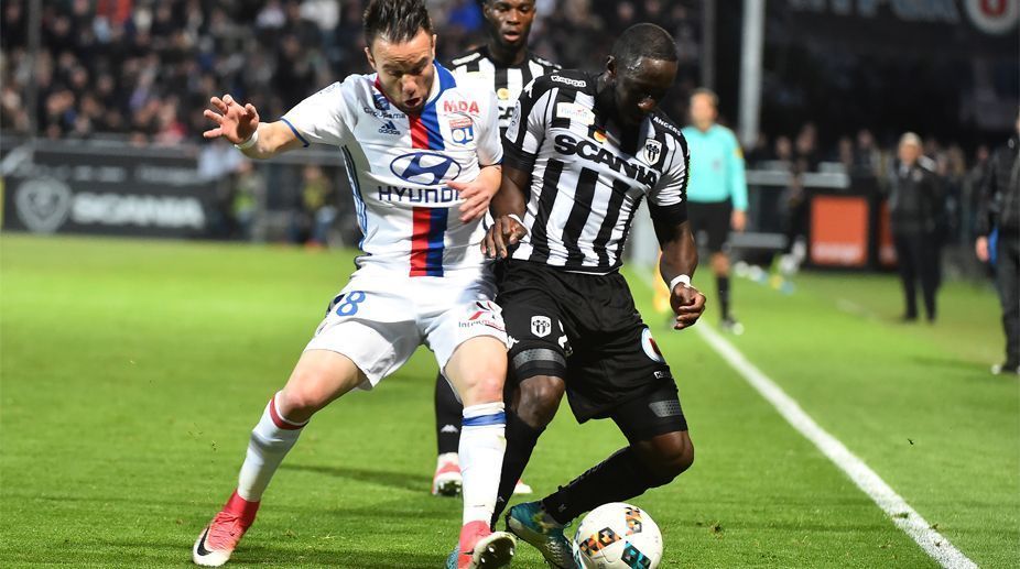 Drama di Ligue 1: Angers vs Lyon Jadi Pertaruhan Besar di Pekan 30