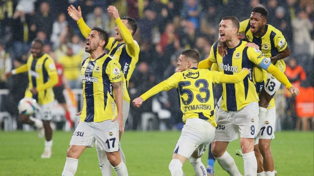 Drama Liga Super Turki: Solidaritas Gempa, Prediksi Besiktas hingga Fenerbahçe Menggebrak