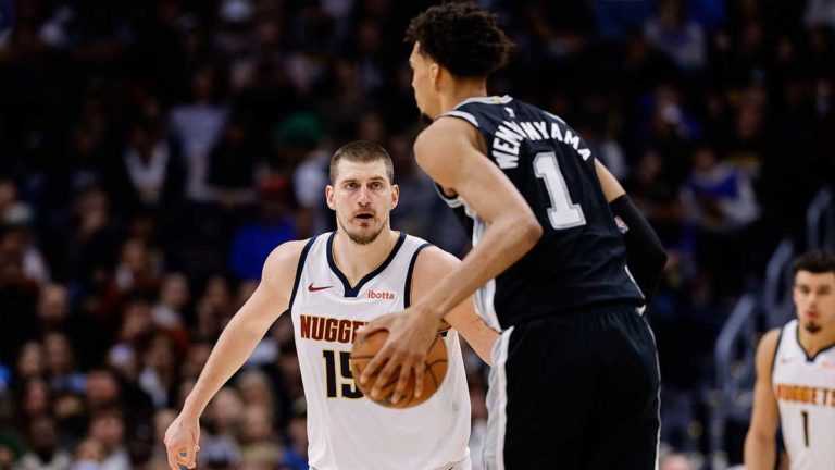 Drama Menegangkan Spurs vs Nuggets: Jokic Siap Beraksi di Laga Penentu Playoff