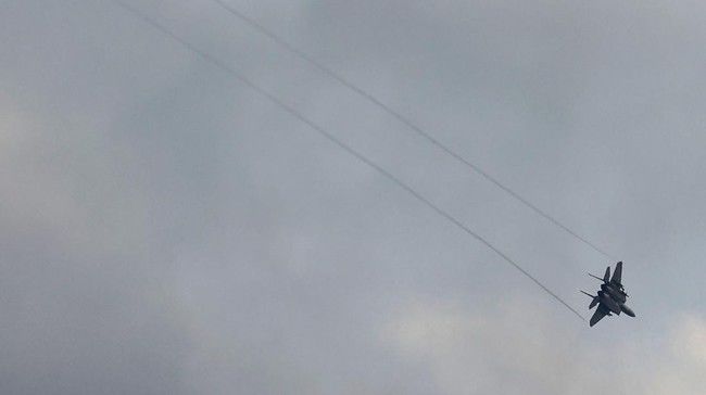 Dramatis! Dua Jet Tempur Amerika Jatuh di Langit Iran, Pilot Terakhir Dikejar Pasukan Tehran