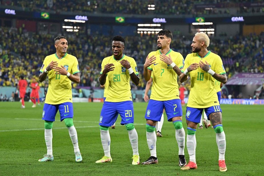 Dua Gol Pengujung Vinícius Júnior Goyang Kroasia, Brasil Raih Kemenangan Besar di Persiapan Piala Dunia