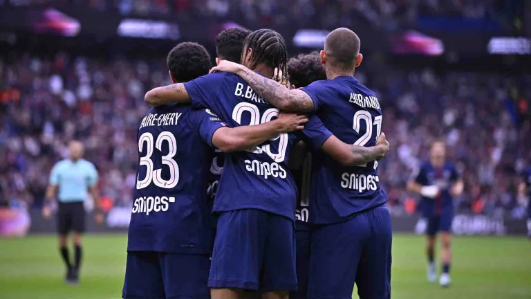 Endrick Membalas Kritik Fonseca, Bantu Lyon Raih Kemenangan 2-0 atas Lorient