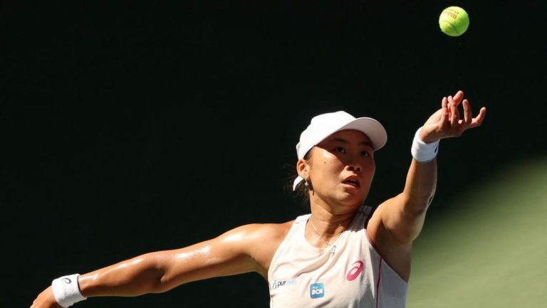 Janice Tjen Guncang Charleston Open 2026: Debut Memukau Lawan Tuan Rumah