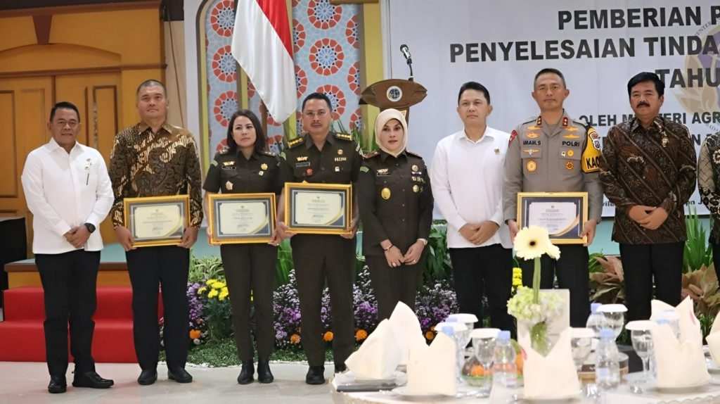 Kejati Jatim Benarkan Pengamanan Aspidum, Diminta Klarifikasi oleh Kejagung