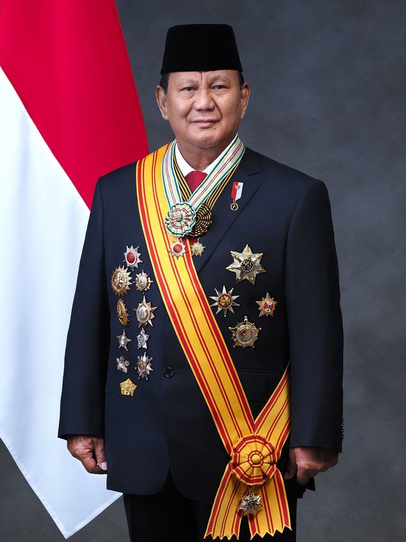 Kejutan di Raffles: Presiden Prabowo dan Dewa 19 Meramaikan Resepsi El Rumi