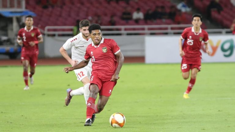 Kelly Sroyer Buktikan Kekuatan di Lapangan, Bawa Persipura Menuju Super League