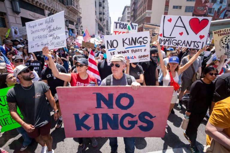 No Kings! Protes Jalanan yang Mengguncang Pilpres Sela Amerika Serikat