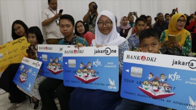 Pemprov DKI Gelontorkan Rp253,6 Miliar, 103 Sekolah Swasta Gratis: Langkah Besar Perluas Akses Pendidikan
