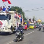 Protes Barcode: Ratusan Sopir Truk Geruduk Kantor Pertamina Surabaya Bawa Keranda Mayat