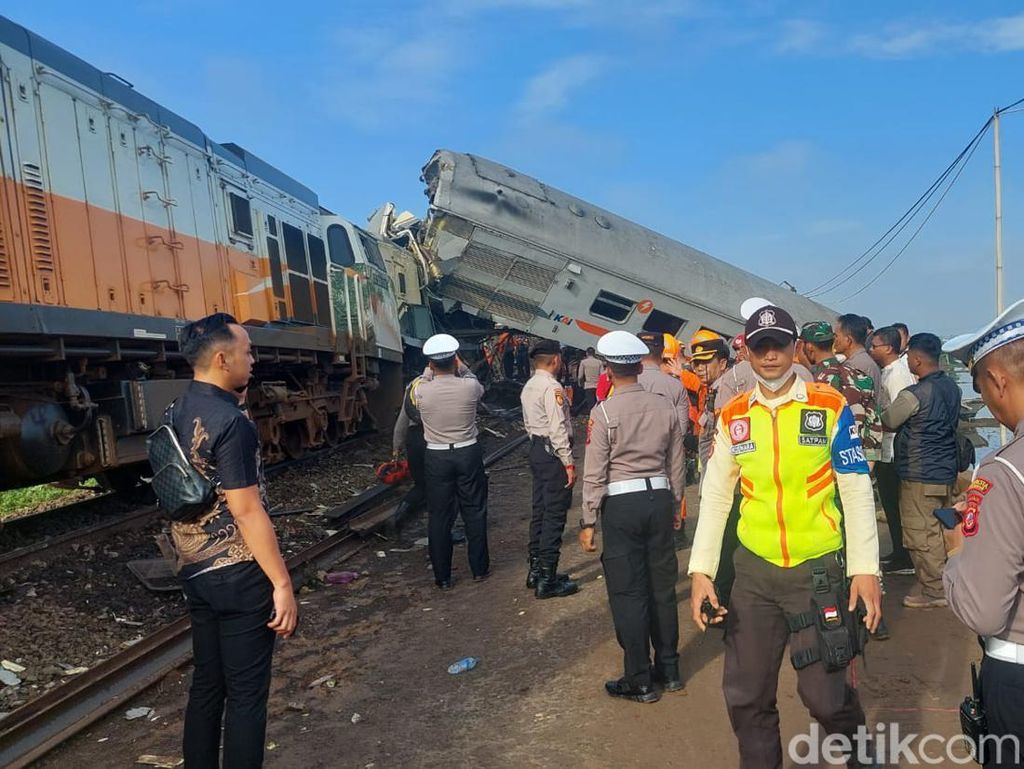 Raffi Ahmad Tolak Komentar Negatif Usai Kunjungan ke Lokasi Kecelakaan Kereta Bekasi Timur