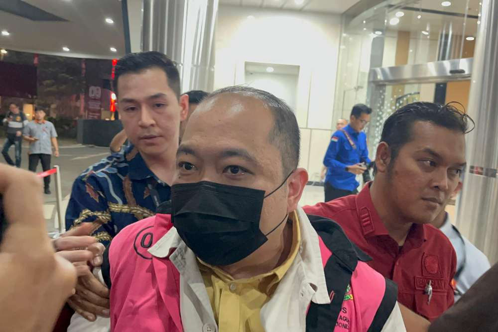 Skandal Korupsi Sritex: Dua Bos Dituntut 16 Tahun Penjara, Denda Miliaran, dan Uang Pengganti Rp677 Miliar