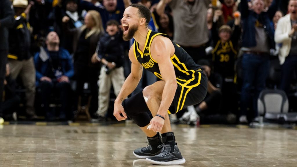 Stephen Curry Bangkit: Dari Rumor Perceraian hingga Penjualan Jersey Terlaris, Siap Pimpin Warriors ke Play‑In