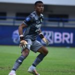 Teja Paku Alam Siap Pecahkan Rekor Clean Sheet, Menargetkan Gelar Kiper Terbaik Sepanjang Sejarah Liga Indonesia