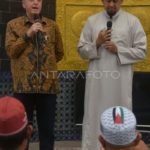 TGB Bertemu Dubes Iran, Memimpin Salat, dan Sampaikan Dukungan: Fakta di Balik Kontroversi