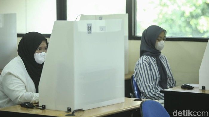 Unnes UTBK: Putus Jaringan Komunikasi untuk Cegah Kecurangan pada Ujian Nasional
