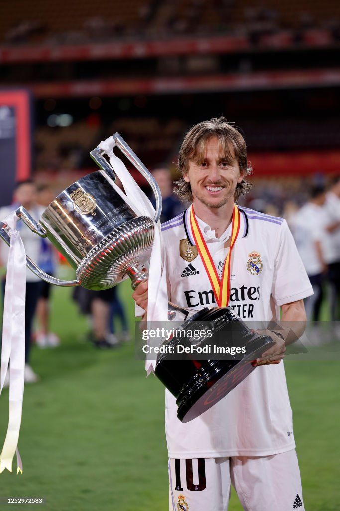 Warisan Zidane: Dari Kemenangan Luca di Copa del Rey hingga Kontroversi Real Madrid di Camp Nou