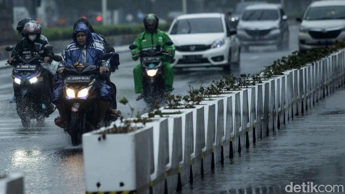 Waspada! Prediksi Hujan Jaksel dan Jaktim Membasahi Jakarta Hari Ini