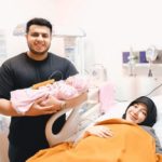 7 Foto Menggemaskan Aisha Fadil Jaidi yang Bikin Netizen Terharu