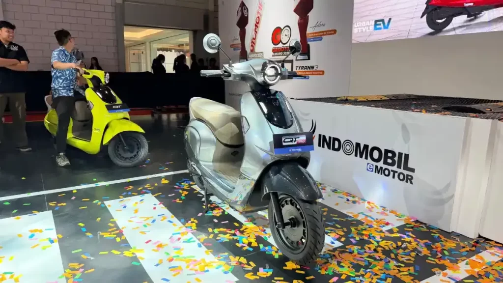 Indomobil eMotor QT Series Siap Dikirim ke Konsumen, Tampilan Skutik Listrik Gaya Konvensional