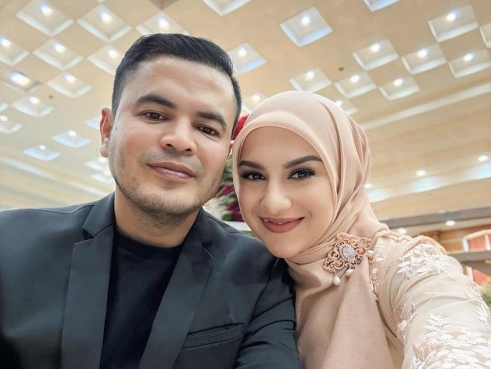 Irish Bella dan Haldy Sabri: Kisah Cinta yang Harmonis dan Bahagia