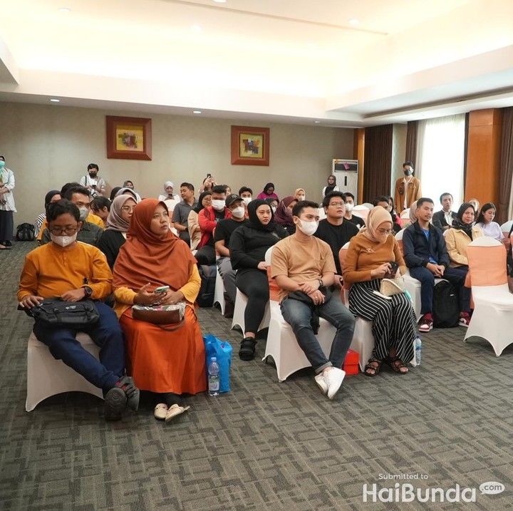 Kompak! Adinda Thomas dan Suami Ikuti Kelas Prenatal, Siap Sambut Baby Egg dengan Persiapan Matang