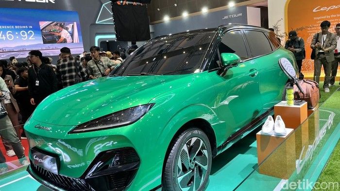 Lepas E4 Siap Guncang Pasar SUV Listrik Indonesia dengan Jarak Tempuh 500 Km
