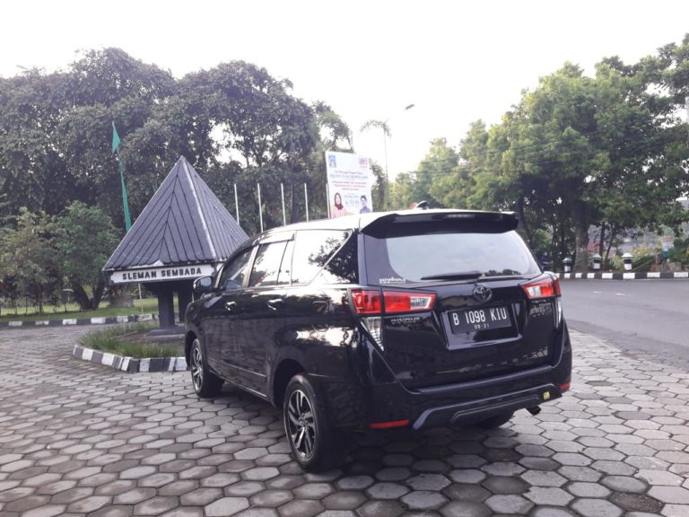 Mobil Diesel Idaman Turun Harga, Innova Reborn V Diesel 2016 Dibanderol Segini!