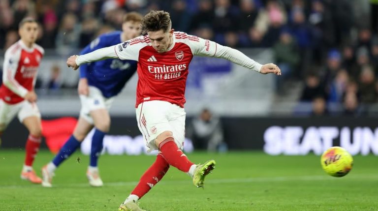 Viktor Gyokeres Gemilang, Dua Gol Bawa Arsenal Menang 3-0 dan Memperlebar Jarak Dari Manchester City
