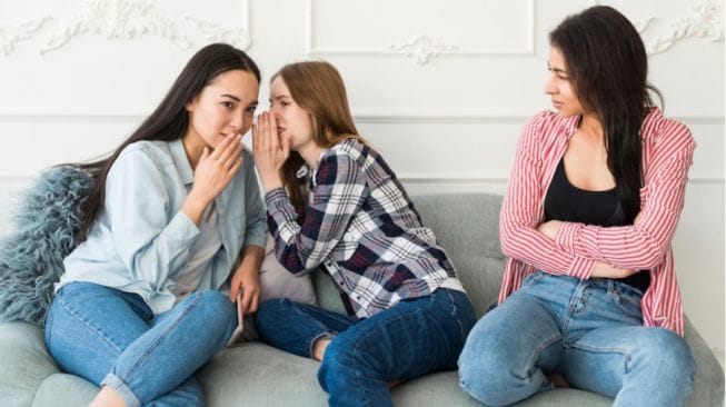 10 Contoh Majas Ironi dan Artinya beserta Penjelasannya