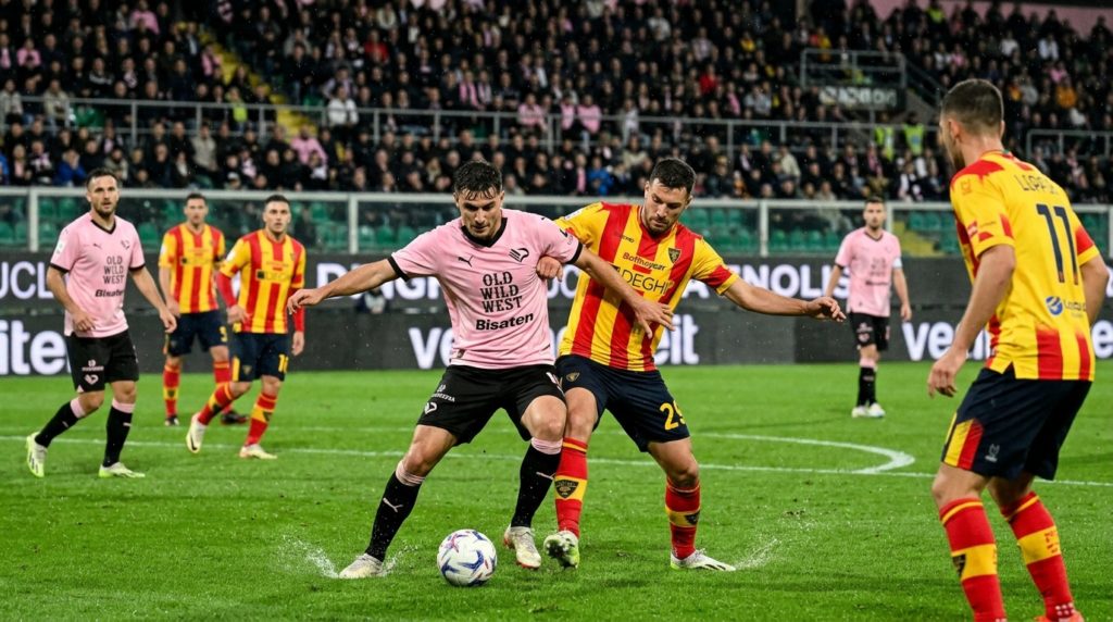 ,Analisis Taktik Palermo vs Lecce: Siapa yang Unggul di Lini Tengah?