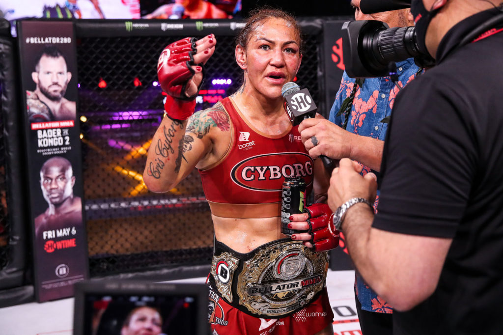 Cris Cyborg: Ikon MMA yang Membuka Pintu untuk Perempuan di Dunia Pertarungan