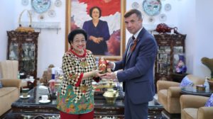 Rusia Rayakan Ulang Tahun Ke-125 Sukarno Bersama Megawati