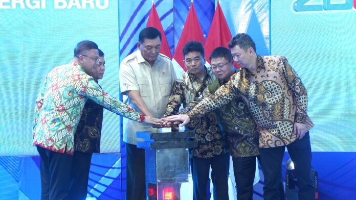Jhonlin Group Memimpin Revolusi Baterai di Kalimantan: PLN Siap Listrik Terbesar 30k kVA